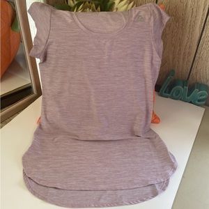NWT Reebok athletic top size x small